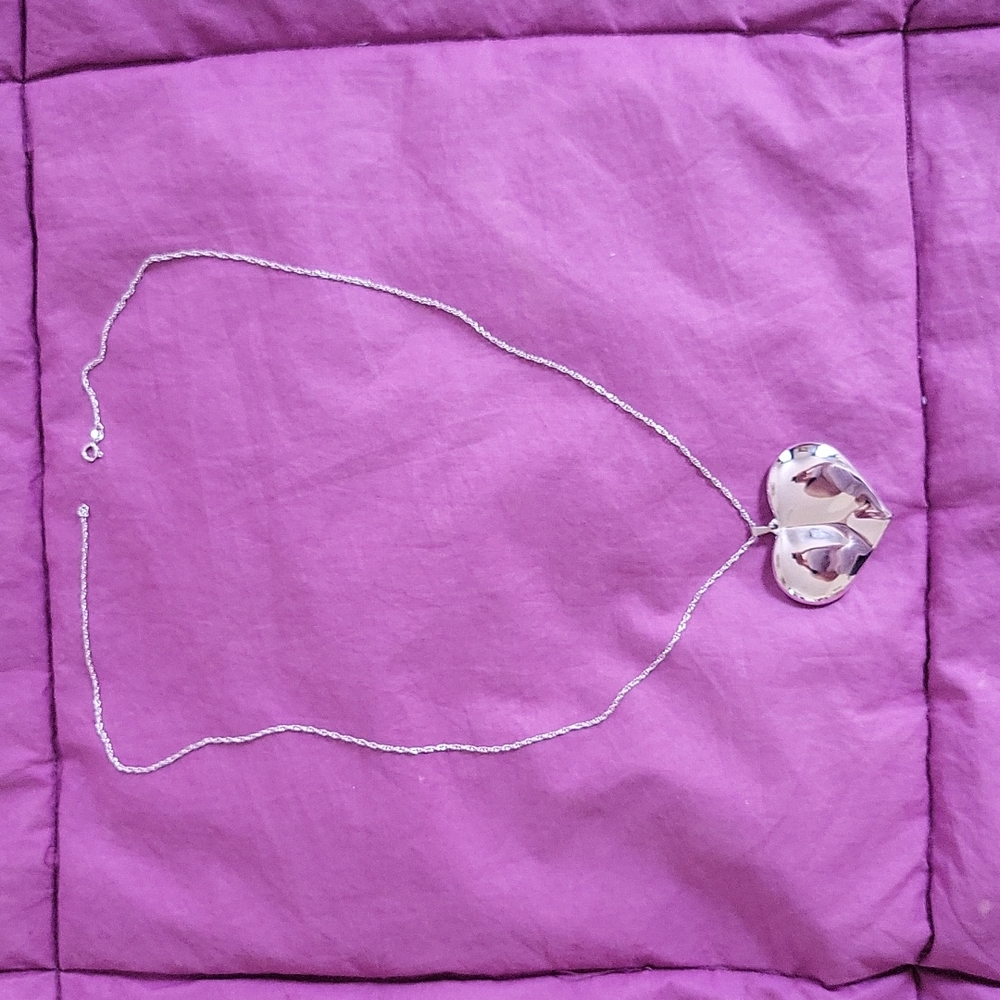 Silver Puffy Heart Lightweight Pendant and 23" Fine Rope Chain Necklace